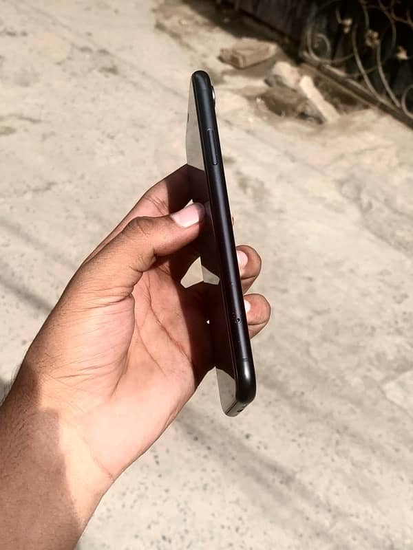 IPhone XR 128gb FU 7