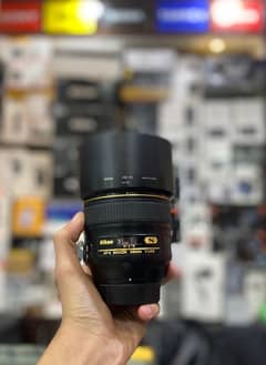 Nikon 85mm f/1.4 Nano Crystal Lens