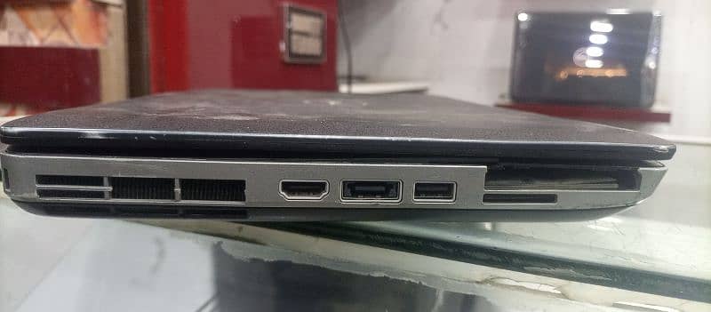 Dell Latitude E5430 0