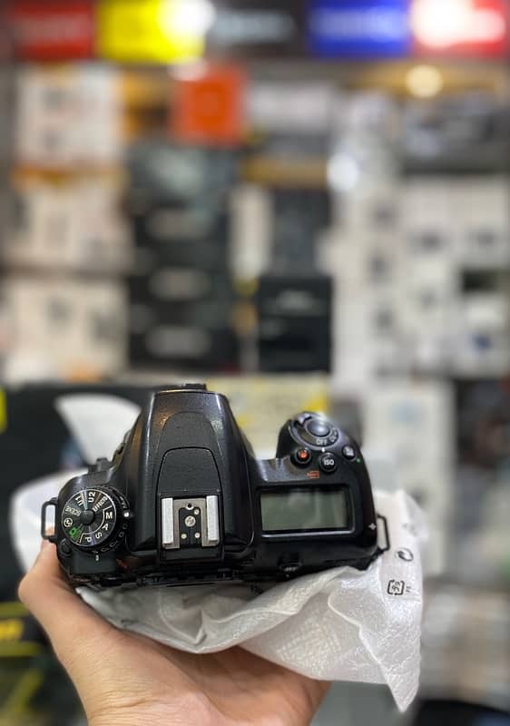 Nikon D7500 Body Only 4