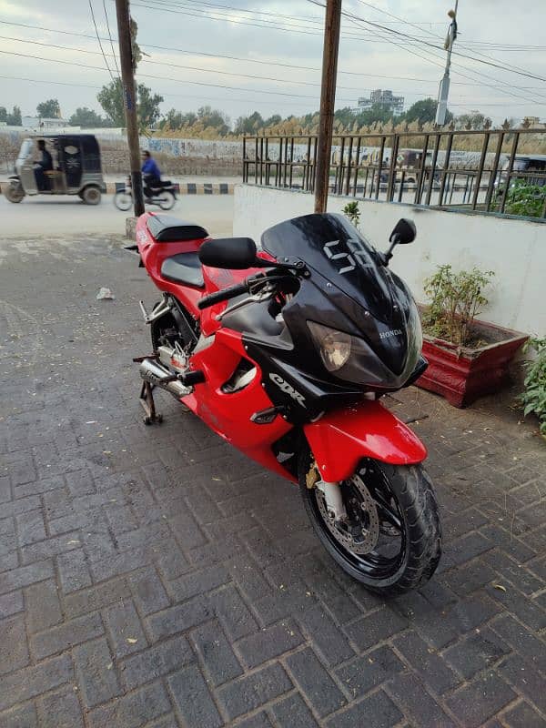 Honda CBR600 F4I 5