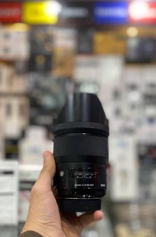 Sigma 35mm F/1.4 Dg Lens For Nikon 1