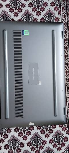 Dell precision 5540 core i9