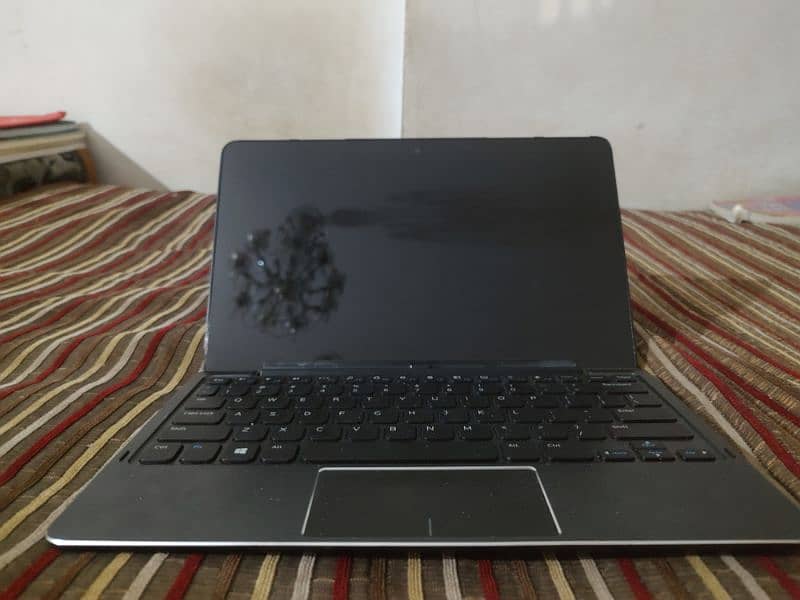 dell venue laptop ci5-4th, 8gb ram, 128 m2 ssd (exchange possible) 6