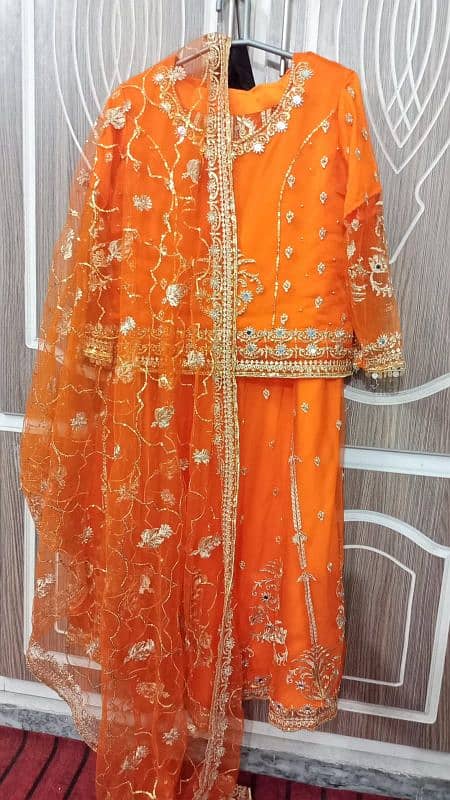 mehndi dress 2