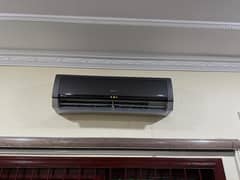 1.5 ton gree ac 1 time 1 band leak repair good condition atil running