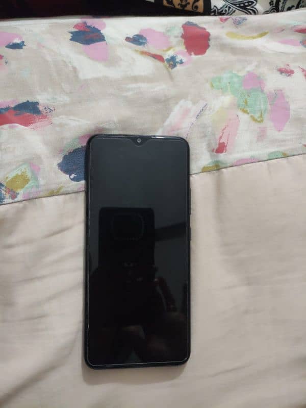 Realme c25 4/128 gb 1