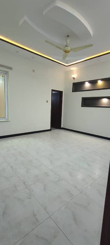 Prime Location Ideal House For sale In Sufiyan Garden 18