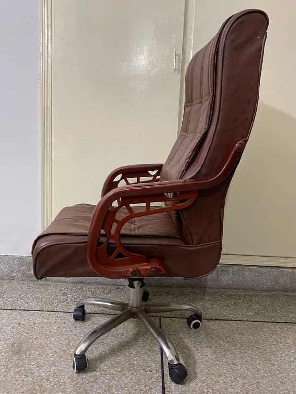 Office chair 4