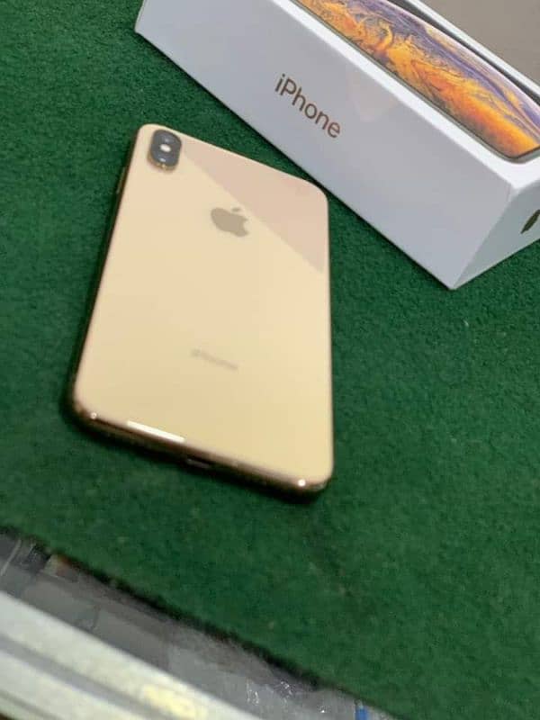 iPhone Xs Max 256gb 0342*170*97*65 My WhatsApp number 1