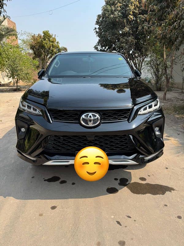 Toyota Fortuner Legender 2022 8