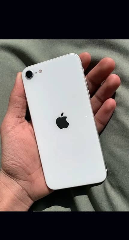 iPhone SE 2020 White color with box Whatsapp 0328-930-60-65 1