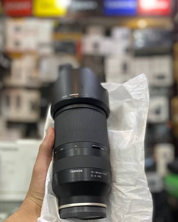 Tamron 70-180 F/2.8 Di III VXD LENS FOR SONY 1