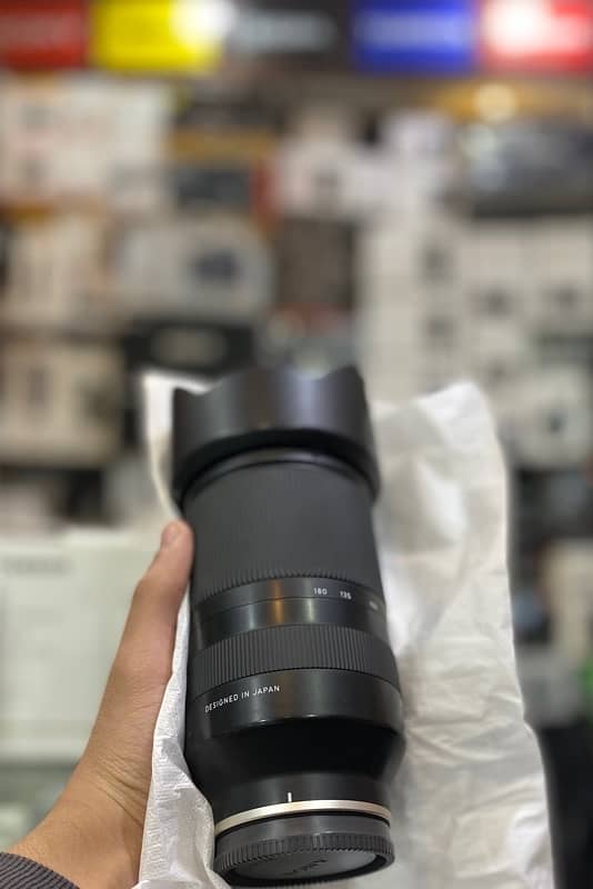 Tamron 70-180 F/2.8 Di III VXD LENS FOR SONY 3