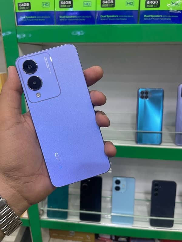 VIVO Y17s 1