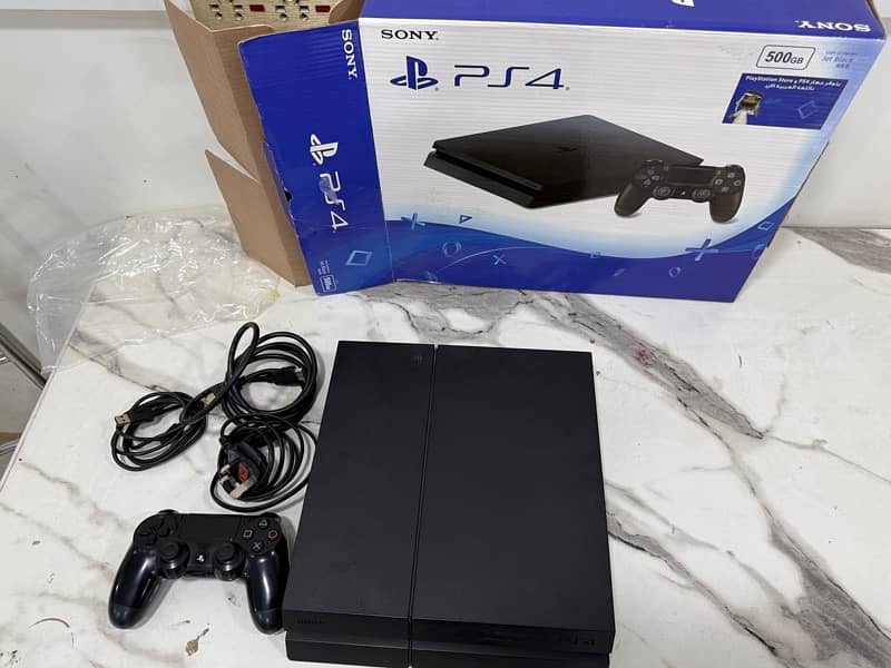 ps4 fat 500gb with orignal controller and gta5 cd 6