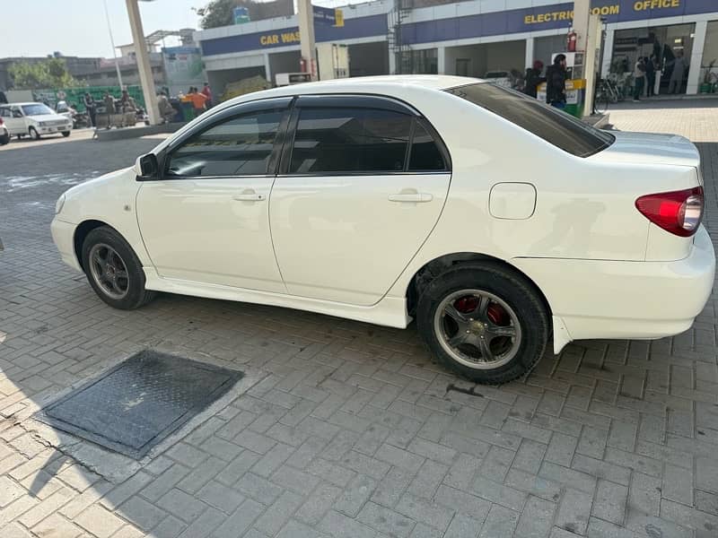 Toyota Corolla Altis 2006 4