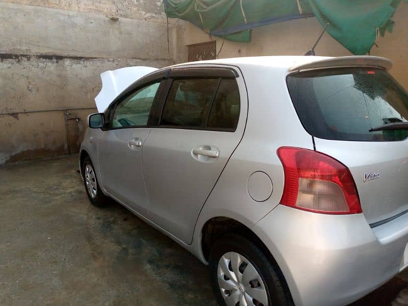 Vitz 1300 Geniune 4