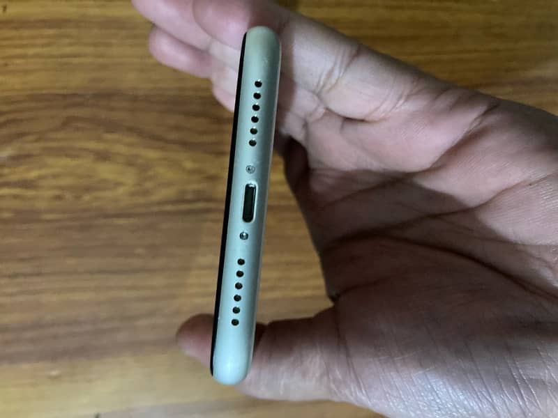 iPhone 11 factory unlock 128gb 8