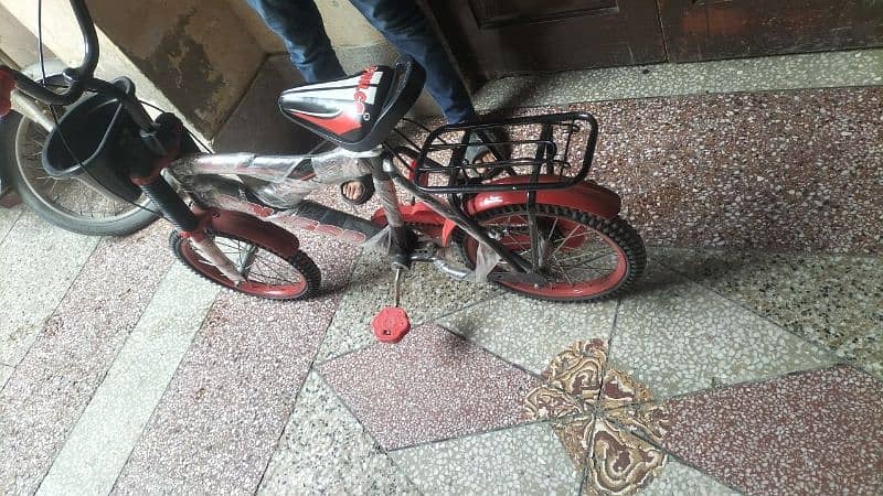 arrgent sale baby bicycle bilkul new ha 3