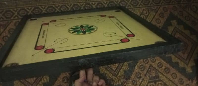 Carrom board game 5