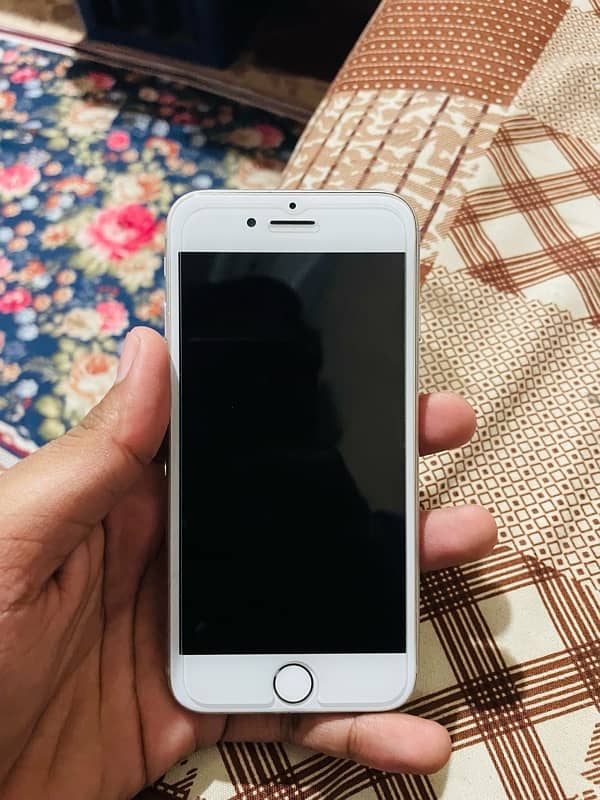 iphone 8 64Gb Pta Approved 0