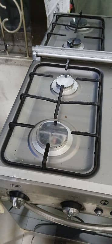 I Zone kitchen appliances stove 1