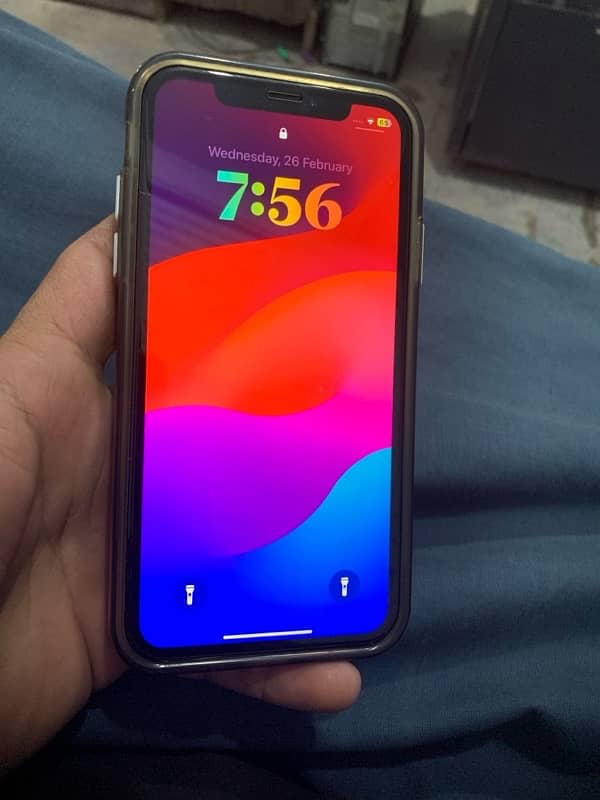 iphone xr for sale urgent 3