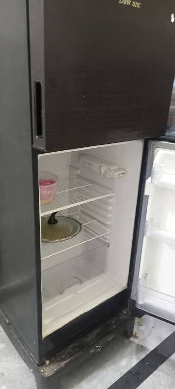 Dawlance Refrigerator 10