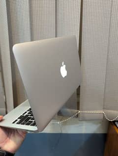 MacBook