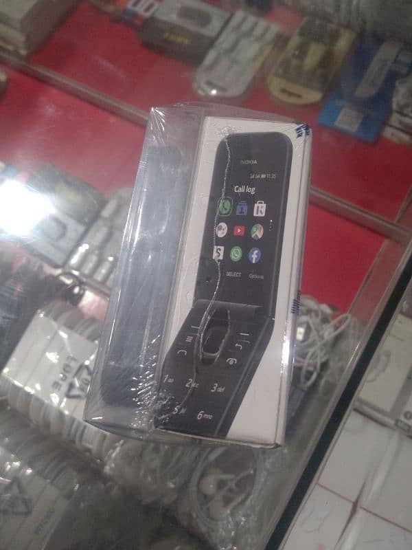 Nokia 2720flip dual sim box pack 1