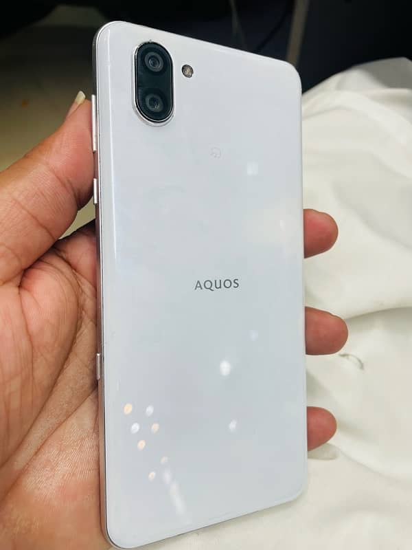 Aquas R3 6gb 128gb Pub G device 1