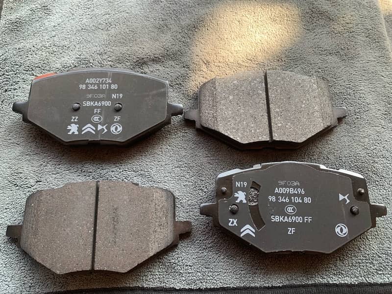 Front Rear Brake Pad PEUGEOT 2008 2