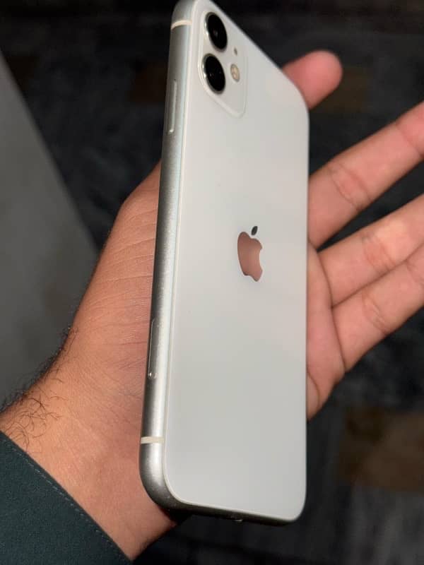 iPhone 11 PTA 128gb 4