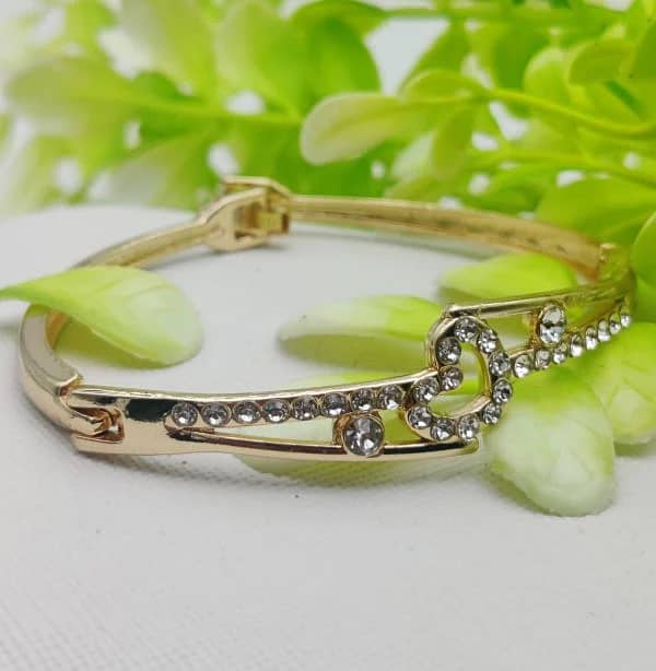 Adjustable Crystal Leaf Bracelet – Imported Golden Bracelets -| Best Q 1