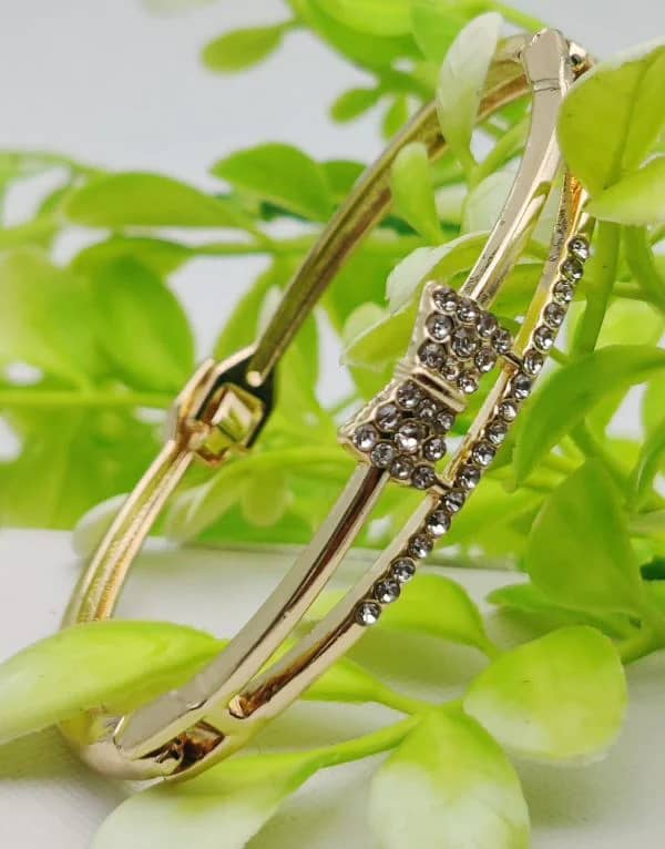 Adjustable Crystal Leaf Bracelet – Imported Golden Bracelets -| Best Q 4