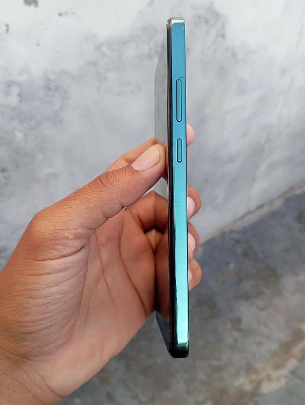 Oppo Reno 12F 5g,12/256 2