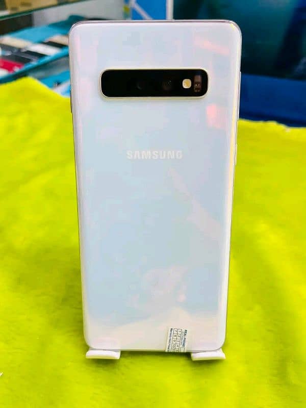 Samsung Galaxy S10 5G Dualsim PTA 10/10 lush with orignal charger slim 0