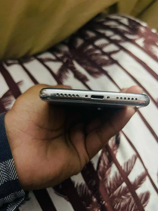 Iphone X 64Gb PTA approved 5