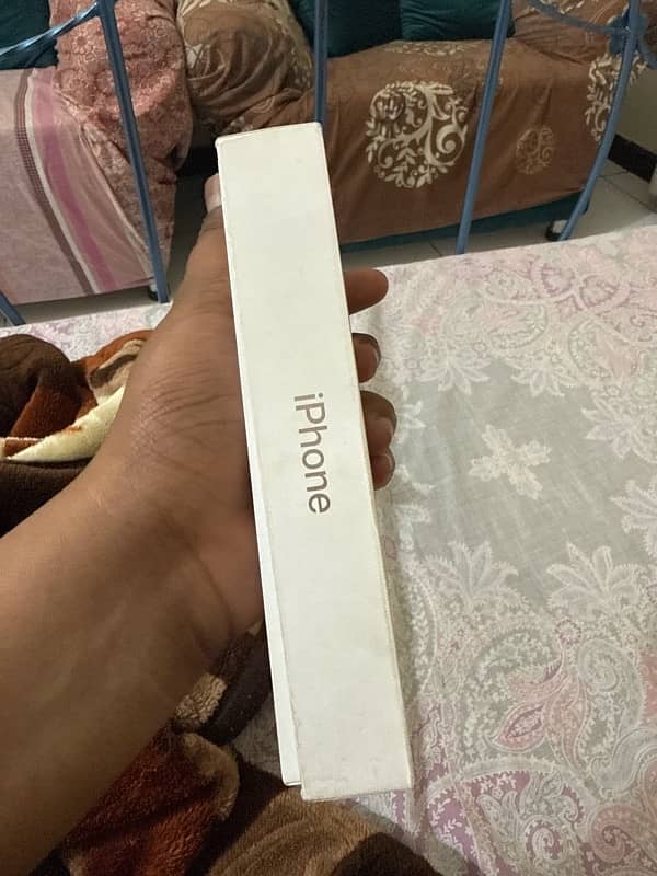 iPhone 16 pro desert Canadian Jv model 4 month sim chla gi non active 0