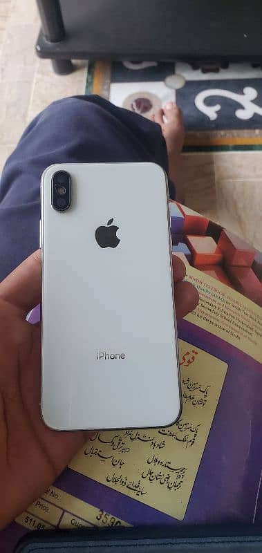 iphone x 8/10 conditin hai 0