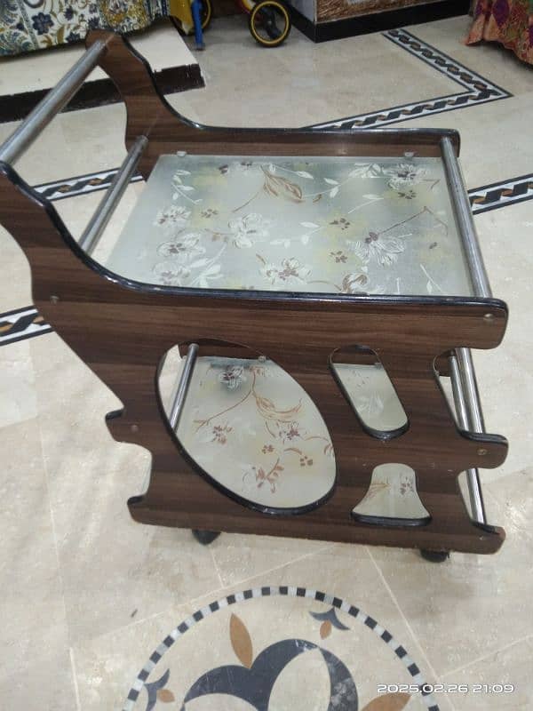 tea trolley/serving trolley 1