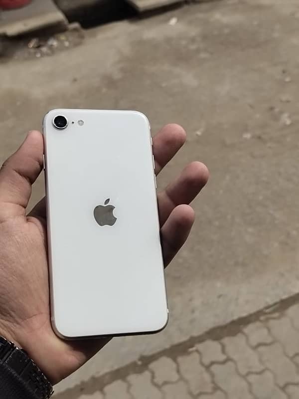 iphone se 2020 1