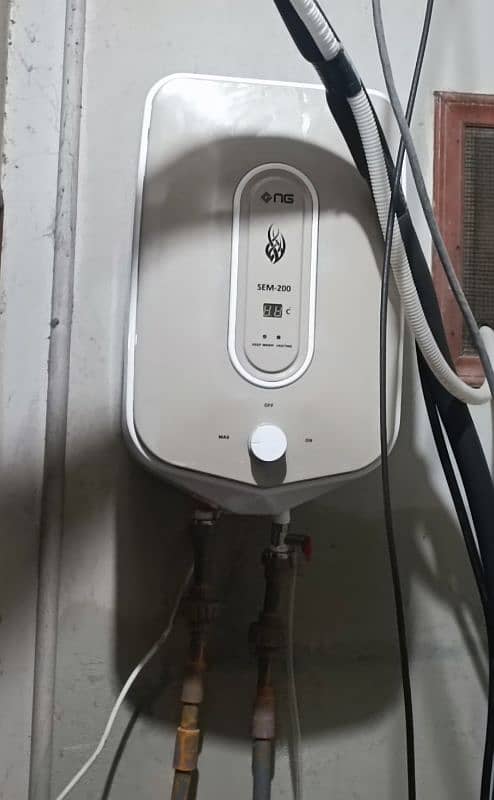 Semi Instant Electric Geyser 0