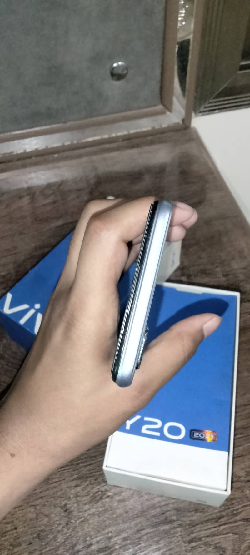 Vivo Y20 4/64 With Box 6