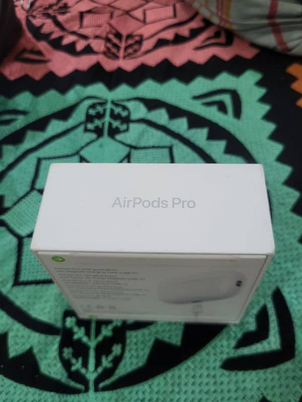 Apple AirPods Pro (2nd Gen) 3