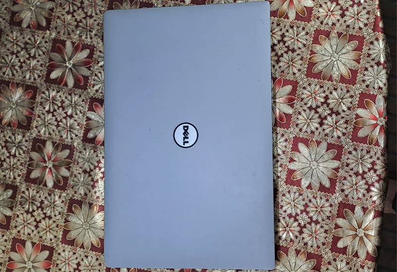 Dell Precision 5510 core i7 9th generation(16gb) 1tb ssd 0