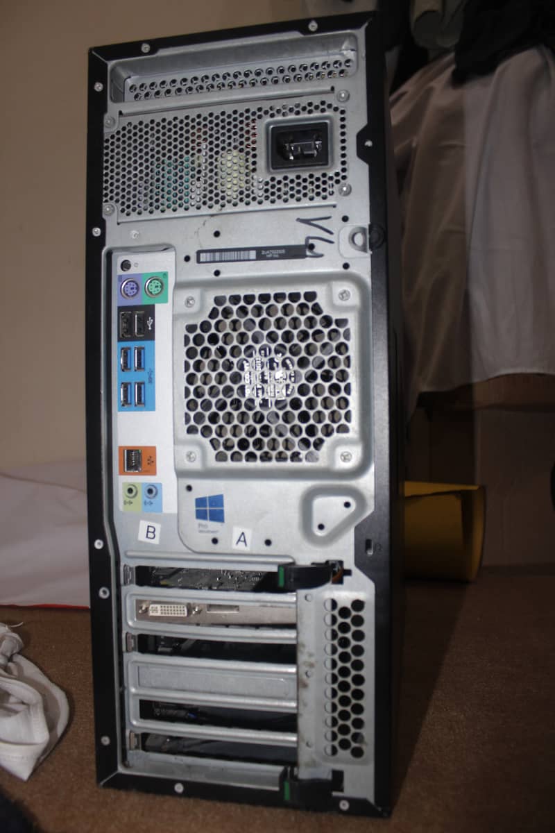 Intel(R) Xeon(R) CPU E5-1630 v4 @ 3.70GHz (Z440 HP Workstation) 9