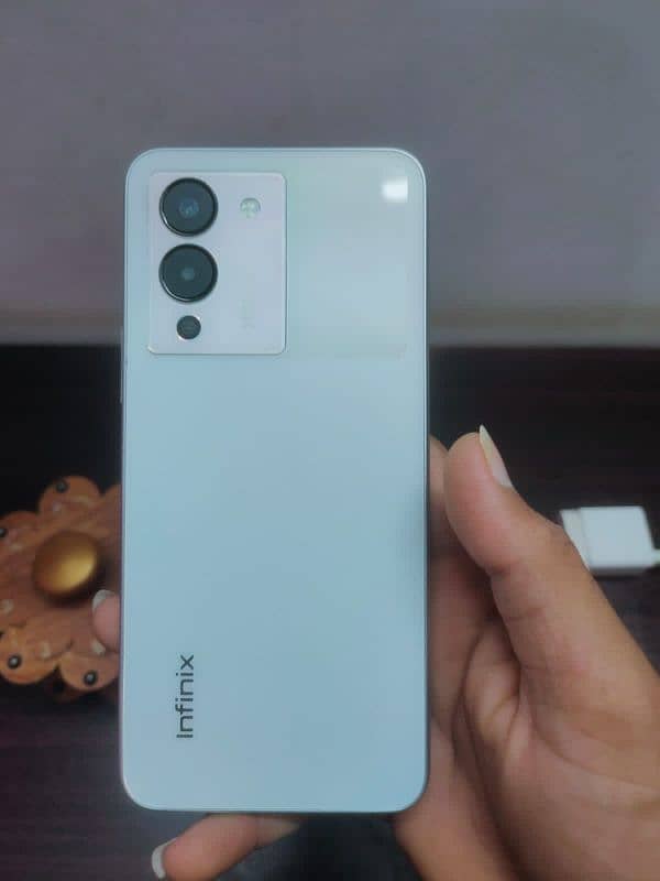 Infinix note 12 with box 4