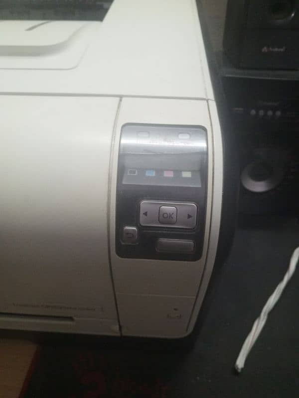 HP laserjet CPI 525nw color 6